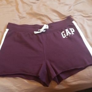 Gap shorts size M